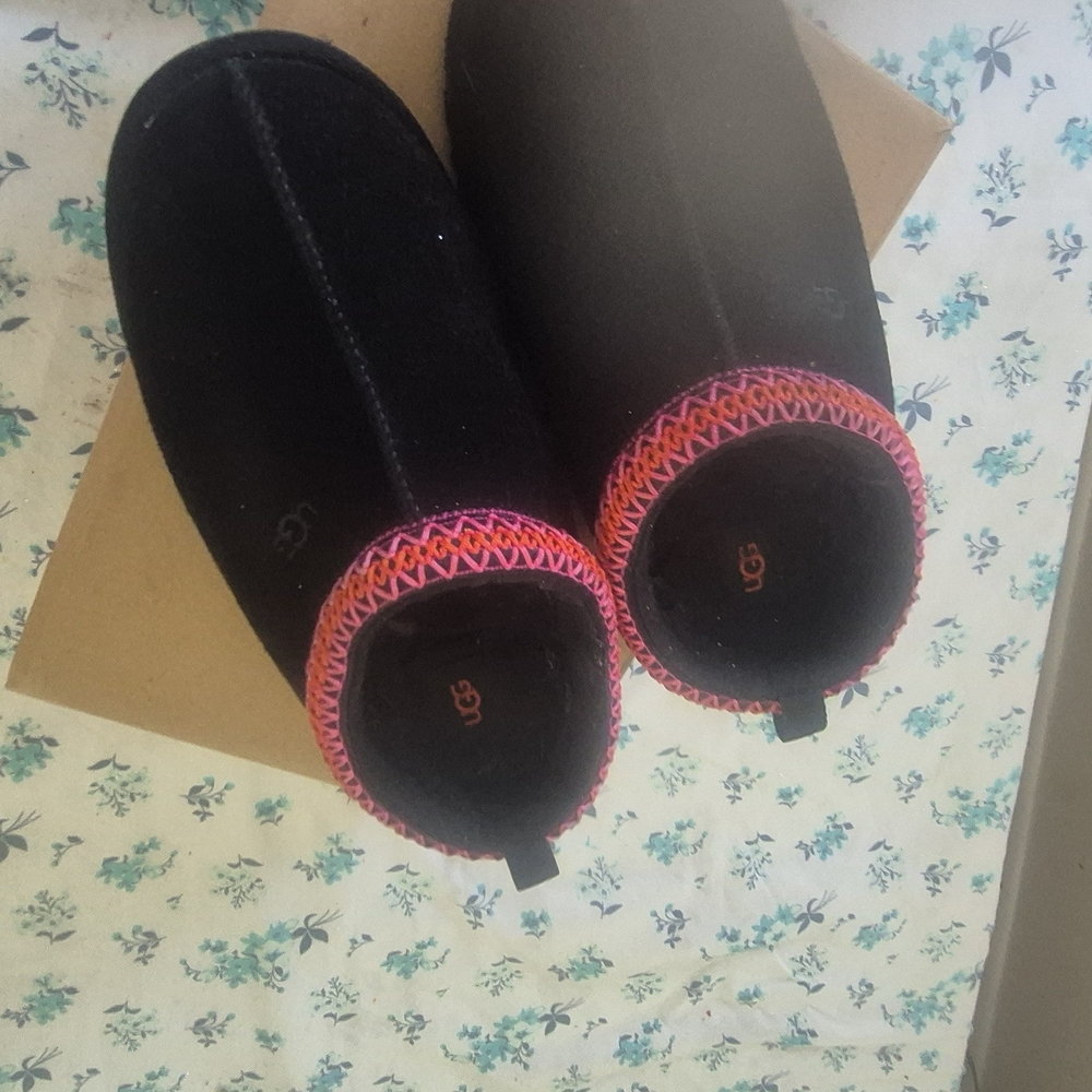 UGG Black Slippers with Pink Trim
